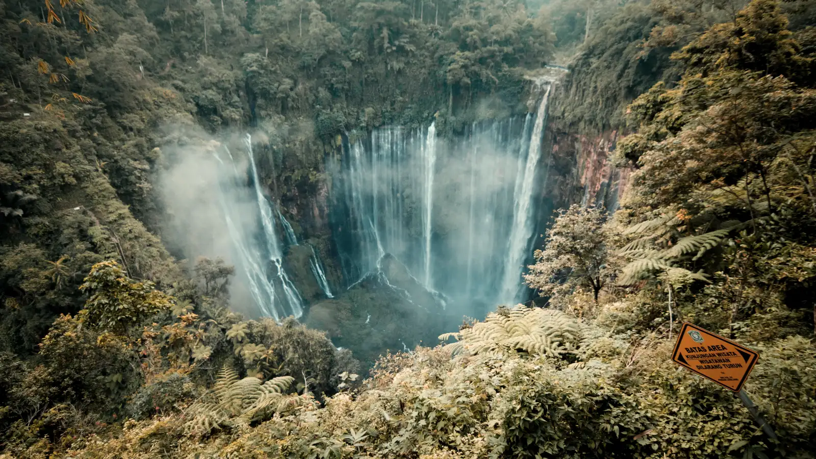 Tumpak Sewu waterfall private trip
